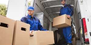 PopularityGrowingForDIYMovingAndKeepingCostsLow Easy Movers residential movers moving movers foreman
